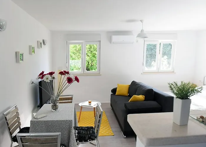 Dalia & Mak Apartments